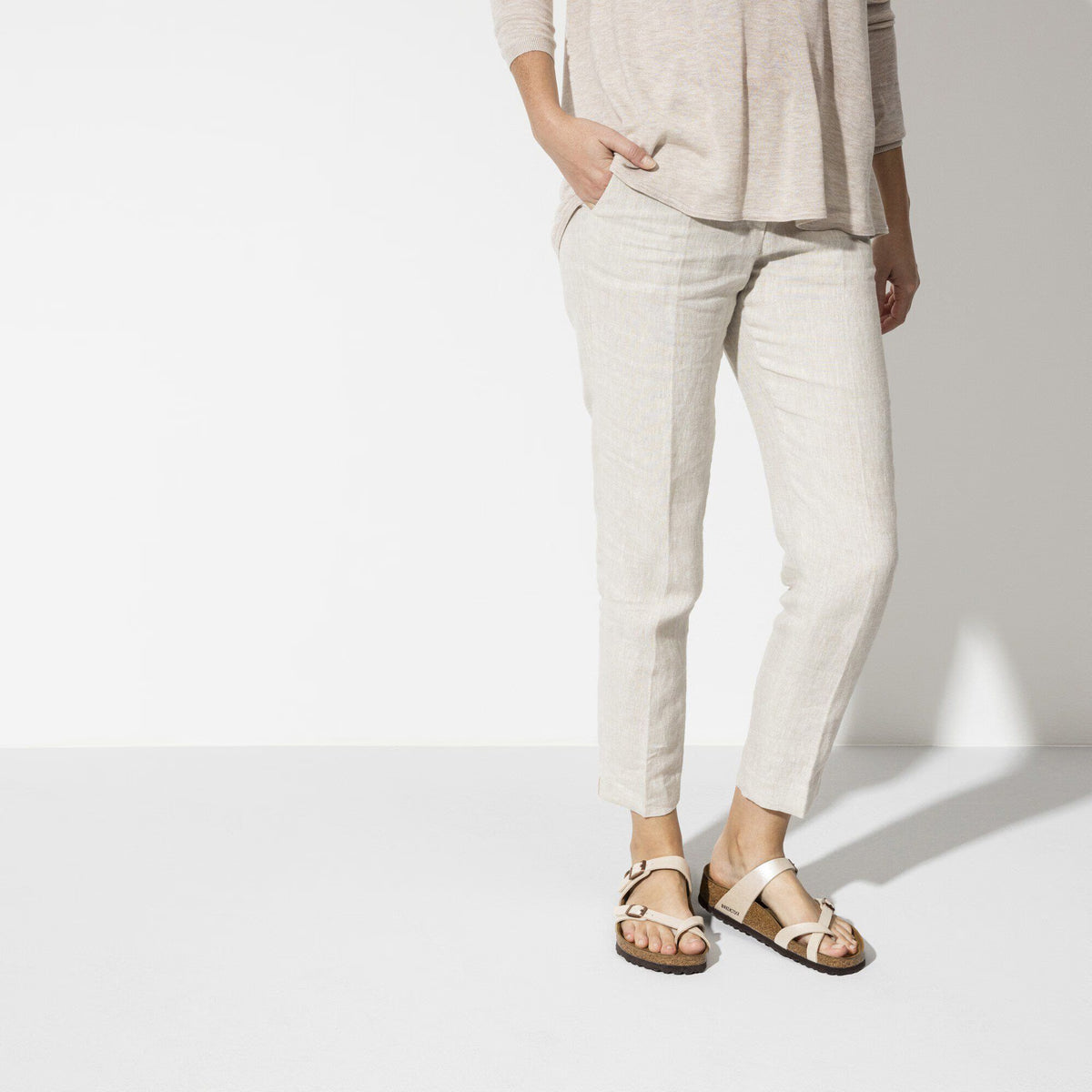 Recovery Slide Sandal with Toe Loop - Mayari